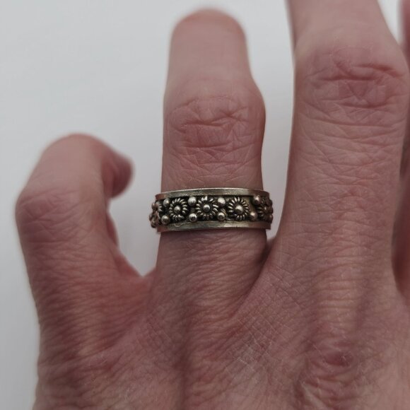 Size 7 Sterling Silver Tarnished Mexico Flower Style Ring A2536 - Picture 3 of 8